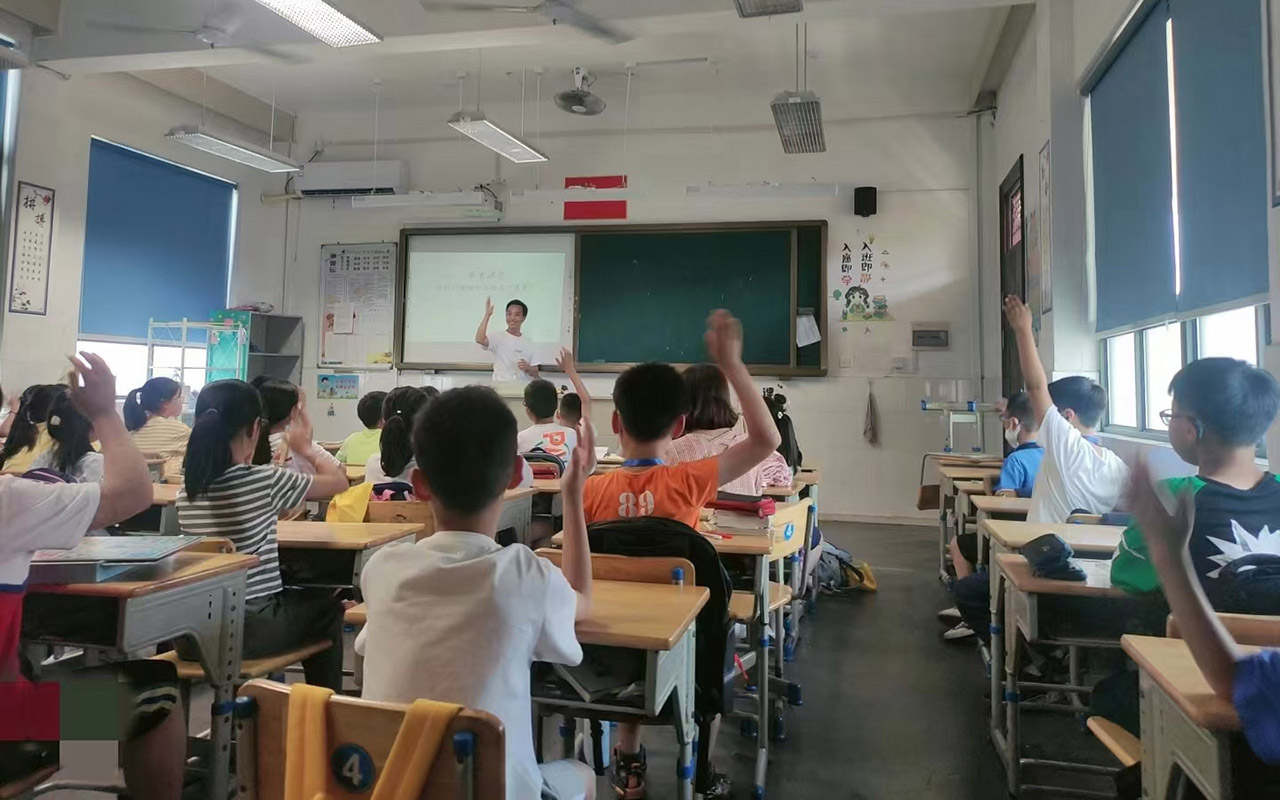 临沧冯家小学